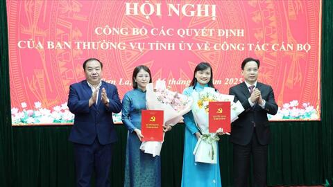 Tỉnh ủy Sơn La công bố các quyết định về công tác cán bộ