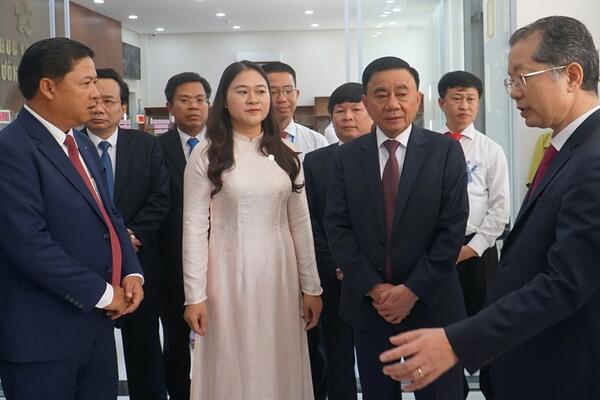 Người làm nghề tổ chức xây dựng Đảng trước kỷ nguyên vươn mình của dân tộc - Nhìn từ thực tiễn thành phố Đà Nẵng