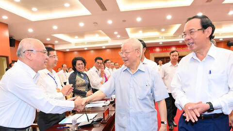 Tăng cường công tác kiểm tra, giám sát ngăn chặn, đẩy lùi suy thoái về tư tưởng  chính trị, đạo đức, lối sống, biểu hiện “tự diễn biến”, “tự chuyển hóa”