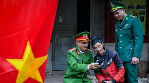 Tăng cường công tác dân vận của lực lượng Công an nhân dân trong bối cảnh chính quyền địa phương 2 cấp