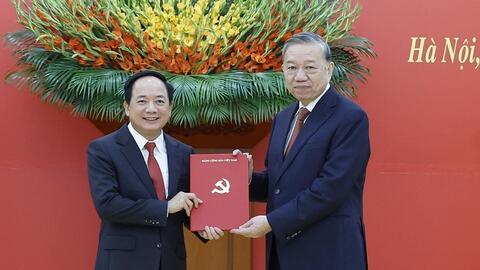 Đồng chí Trịnh Văn Quyết giữ chức Trưởng Ban Tuyên giáo và Dân vận Trung ương