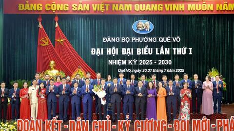 Chủ nhiệm Ủy ban Kiểm tra Trung ương Nguyễn Duy Ngọc dự Đại hội phường Quế Võ, tỉnh Bắc Ninh