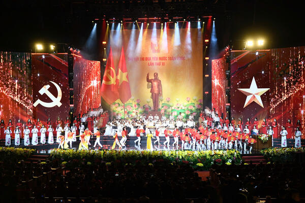 Hội nghị lần thứ 15 Ban Chấp hành Trung ương Đảng khóa XIII và Đại hội Thi đua yêu nước thành công tốt đẹp