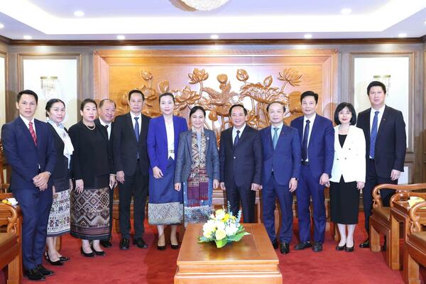 Việt Nam - Lào làm sâu sắc hợp tác về công tác mặt trận, dân vận